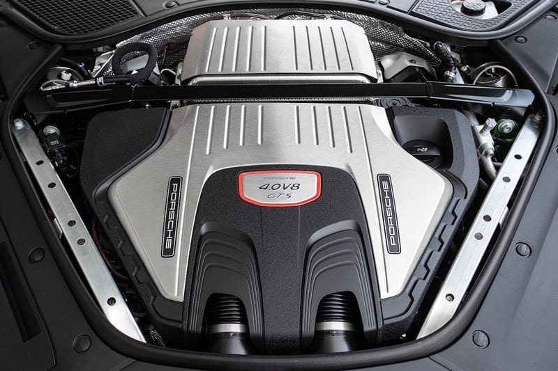 Porsche Panamera V8