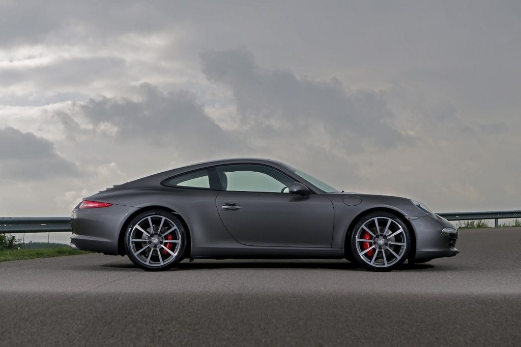Porsche - 991 Carrera