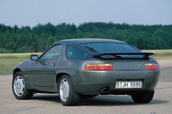_stacked_0001_Porsche 928S4 (1)